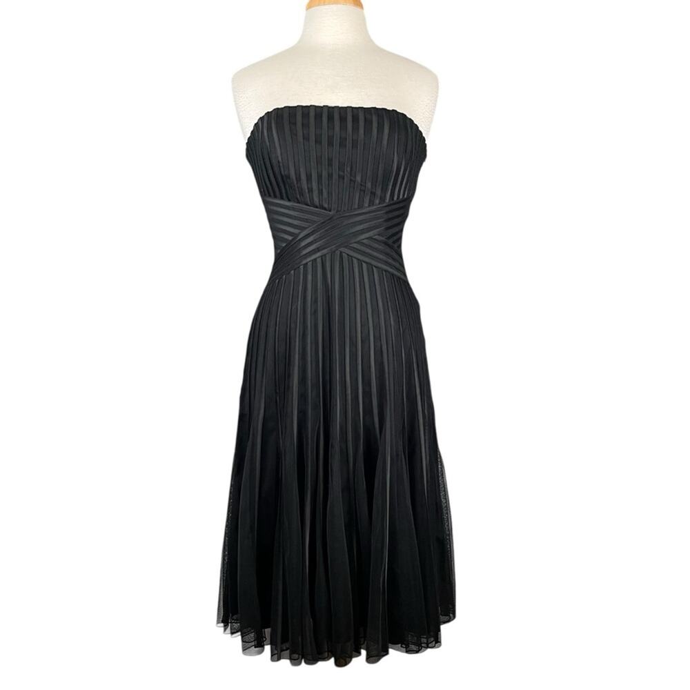 WHBM Black Tulle Strapless Pleated Cocktail Dress Womens 4 Fit Flare Formal LBD - Picture 1 of 14